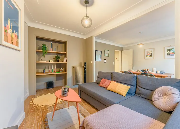 Le Chapeau-rouge - Au Coeur De Nantes